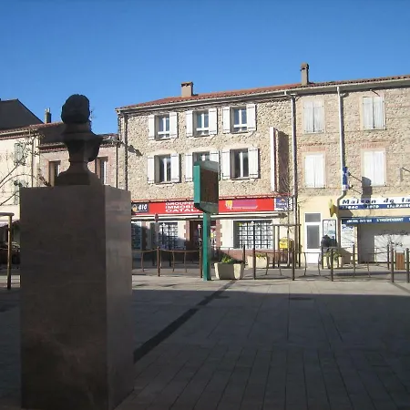 Les Muriers * Le Boulou